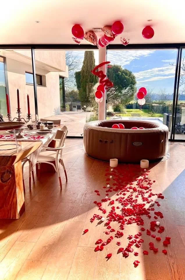Décoration Saint-Valentin immersive – Évènement privé - Évènement Privé à Île-de-France